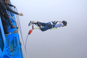 l_ts_bungy00